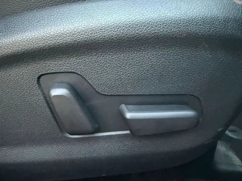 Used 2020 Kia Sportage EX w/ EX Technology Package FWD image 30