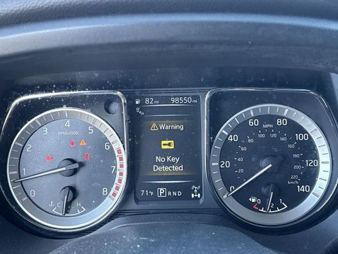 Used 2018 Nissan Titan PRO-4X w/ Pro-4x Convenience Package image 33