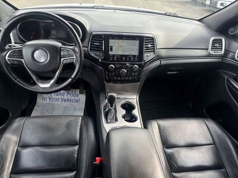 Used 2022 Jeep Grand Cherokee Limited image 24