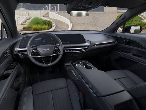 New 2025 Cadillac Lyriq Luxury image 15