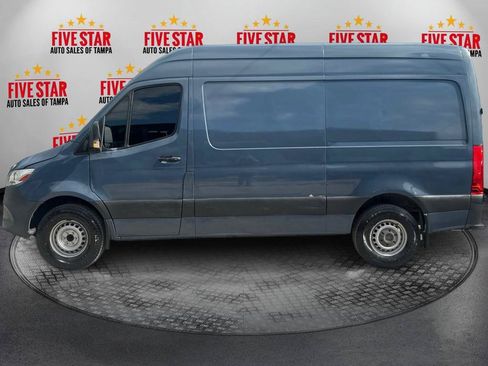 Used 2019 Mercedes-Benz Sprinter 144 image 4