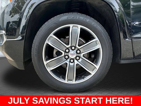 Used 2019 GMC Acadia Denali w/ Technology Package AWD/4WD image 44