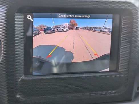 Used 2022 Jeep Gladiator Sport image 17