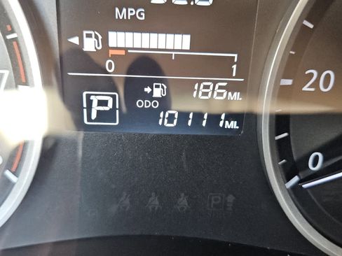 Used 2025 Nissan Kicks Play S image 15