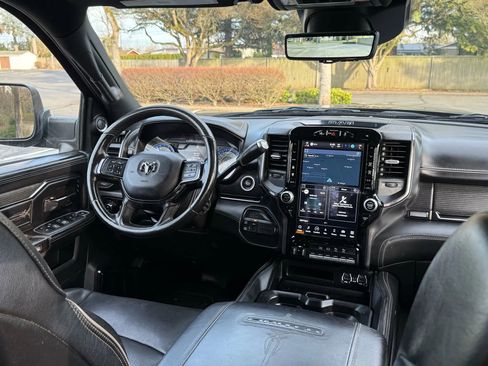 Used 2022 RAM 3500 Limited image 3