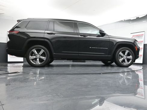 Used 2021 Jeep Grand Cherokee L Limited image 24
