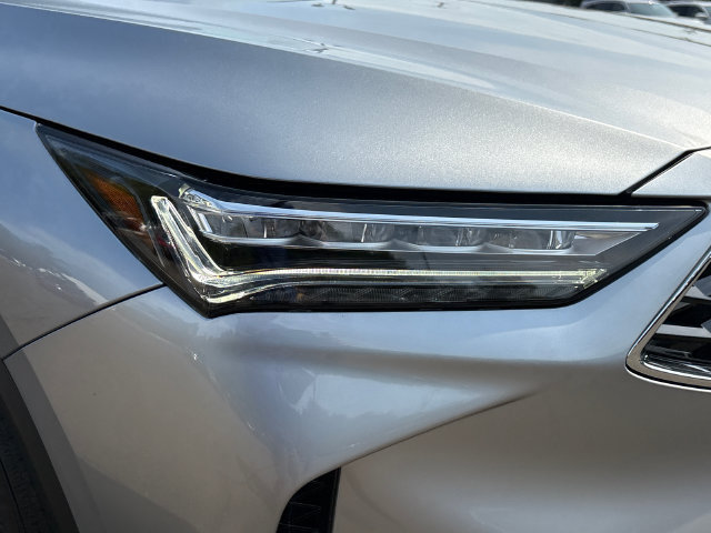 Certified 2025 Acura MDX w/ Technology Package AWD/4WD image 8