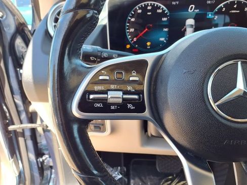 Used 2021 Mercedes-Benz GLA 250 4MATIC image 10