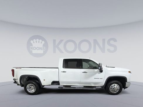 Used 2025 Chevrolet Silverado 3500 LTZ w/ LTZ Plus Package image 8