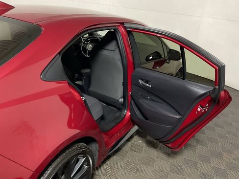 Used 2025 Toyota Corolla SE image 31