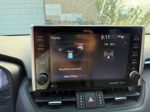 Used 2022 Toyota RAV4 XSE w/ XSE Grade Weather Package AWD/4WD image 22