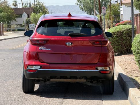 Used 2021 Kia Sportage LX FWD image 5