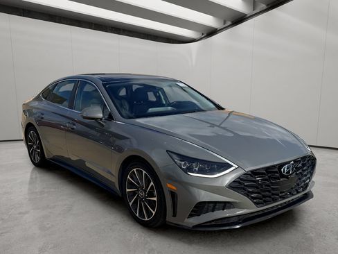 Used 2022 Hyundai Sonata Limited FWD image 8