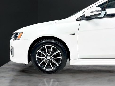 Used 2017 Mitsubishi Lancer ES FWD image 37