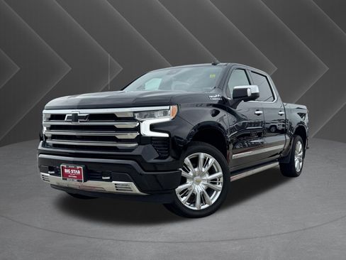 Used 2025 Chevrolet Silverado 1500 High Country AWD/4WD image 2