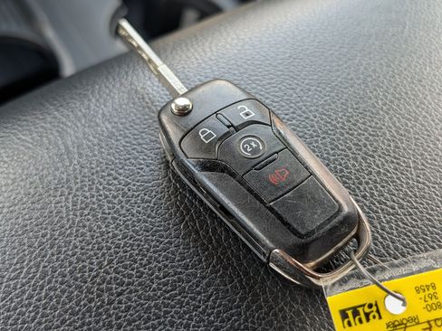 Used 2022 Ford F350 Lariat w/ Chrome Package image 36