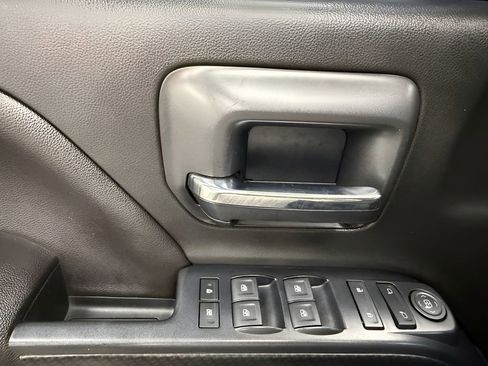 Used 2018 Chevrolet Silverado 1500 LT w/ All Star Edition image 11