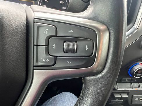 Used 2021 Chevrolet Silverado 1500 LT AWD/4WD image 31