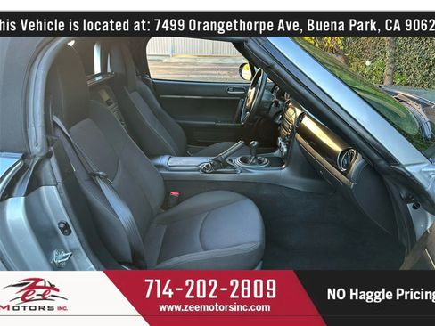 Used 2013 MAZDA MX-5 Miata Sport image 32