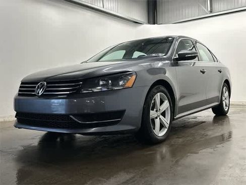Used 2012 Volkswagen Passat 2.5 SE image 25