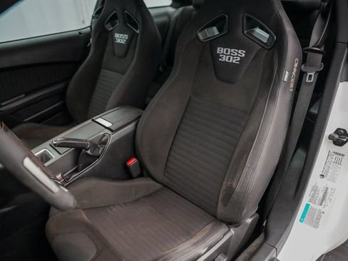 Used 2012 Ford Mustang Boss 302 w/ Boss 302 Accessory Pkg RWD image 19