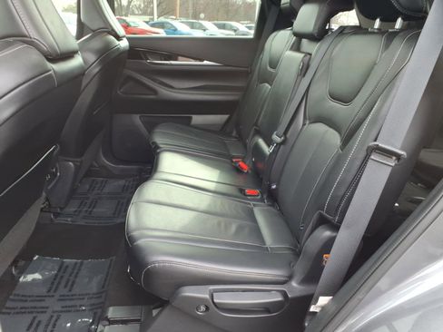 Used 2024 INFINITI QX60 Pure image 8