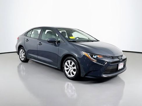 Certified 2025 Toyota Corolla LE FWD image 10