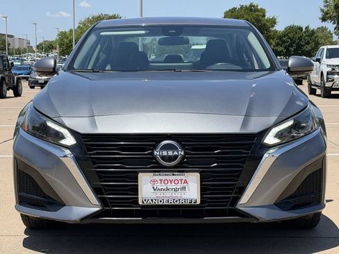 Used 2023 Nissan Altima 2.5 SL FWD image 8