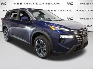 Used 2024 Nissan Rogue SV video 2