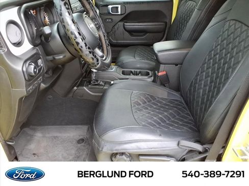 Used 2024 Jeep Wrangler Unlimited Sport AWD/4WD image 12