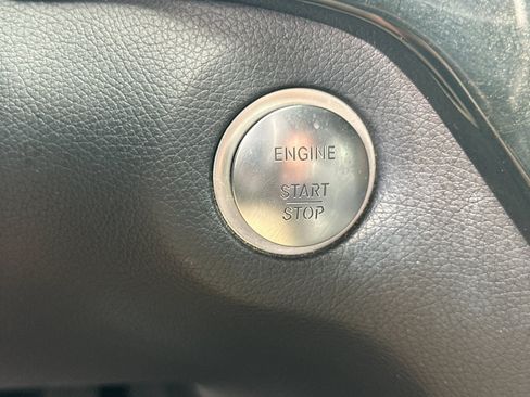 Used 2017 Mercedes-Benz GLE 350 4MATIC w/ Premium 1 Package image 34