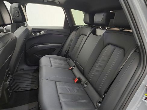 Used 2023 Audi Q4 e-tron Premium Plus w/ Premium Plus image 15