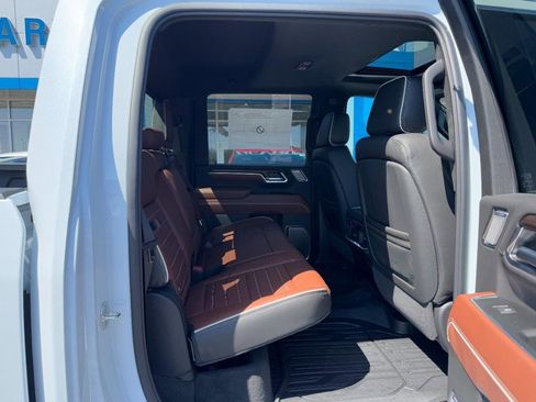 New 2026 GMC Sierra 3500 Denali Ultimate image 23