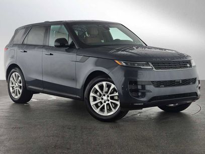 New 2025 Land Rover Range Rover Sport SE