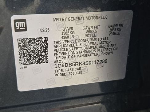 Used 2025 Cadillac CT4 Premium Luxury image 16