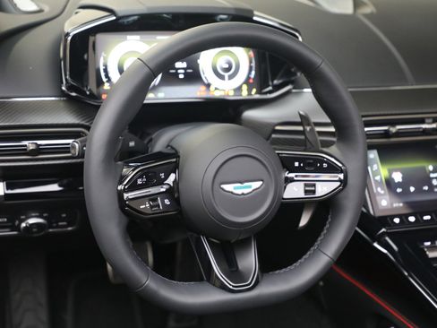 New 2026 Aston Martin V8 Vantage Roadster RWD image 34