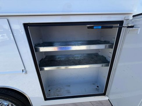 Used 2022 Ford F250 XL w/ Power Equipment Group RWD image 36