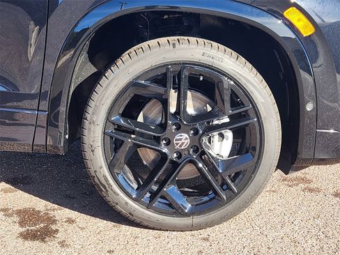 New 2026 Volkswagen Tiguan SE R-Line image 29