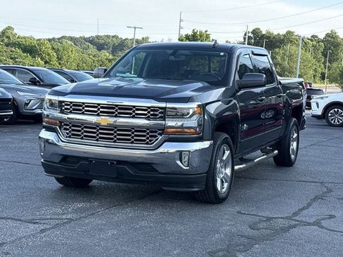 Used 2018 Chevrolet Silverado 1500 LT w/ Texas Edition RWD image 14