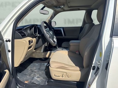 Used 2010 Toyota 4Runner SR5 image 9