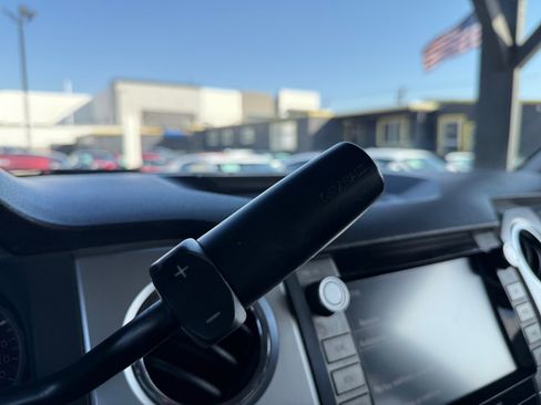 Used 2020 Toyota Tundra SR5 image 19