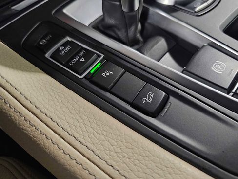 Used 2019 BMW X6 xDrive35i w/ M Sport Package image 24