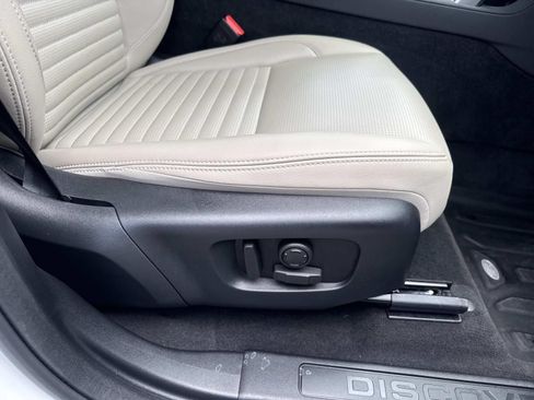 Used 2025 Land Rover Discovery Sport S AWD/4WD image 12