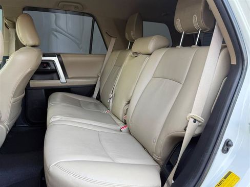 Used 2011 Toyota 4Runner SR5 AWD/4WD image 29
