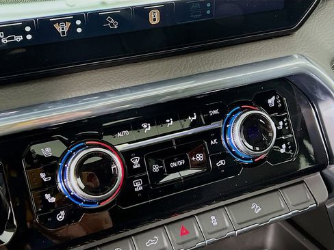 New 2026 GMC Sierra 1500 Denali image 14