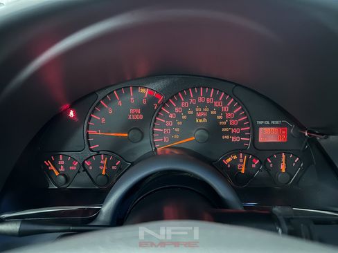 Used 1999 Pontiac Firebird Formula w/ Security Pkg image 26