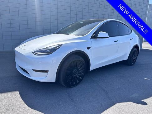 Used 2023 Tesla Model Y Long Range AWD/4WD image 2