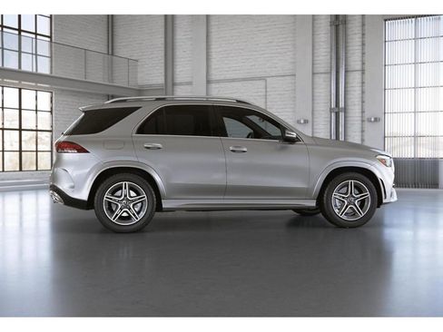 Used 2022 Mercedes-Benz GLE 350 4MATIC image 18