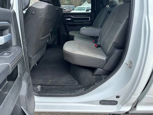 Used 2024 RAM 2500 Big Horn w/ Off Road Package image 12