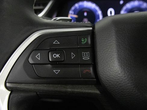 Used 2021 Jeep Grand Cherokee L Limited image 27